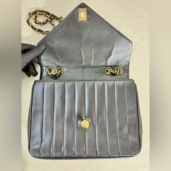 CHANEL Vintage Black Lambskin Chevron Flap Bag GHW - Picture 13 of 16